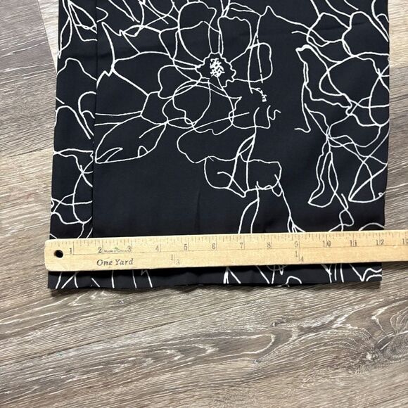 Gracia Jumpsuit Size Medium NWT Floral black white wide leg tie waist flow - Picture 13 of 15